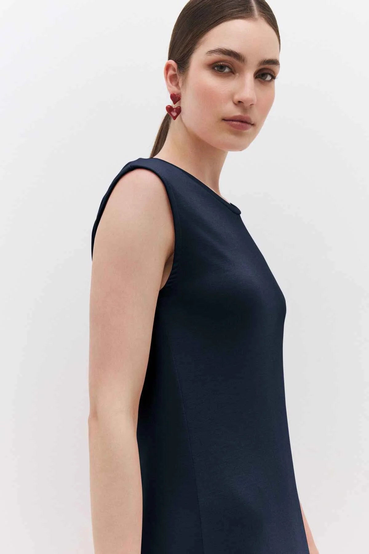 Midikleid mit Rundhalsausschnitt