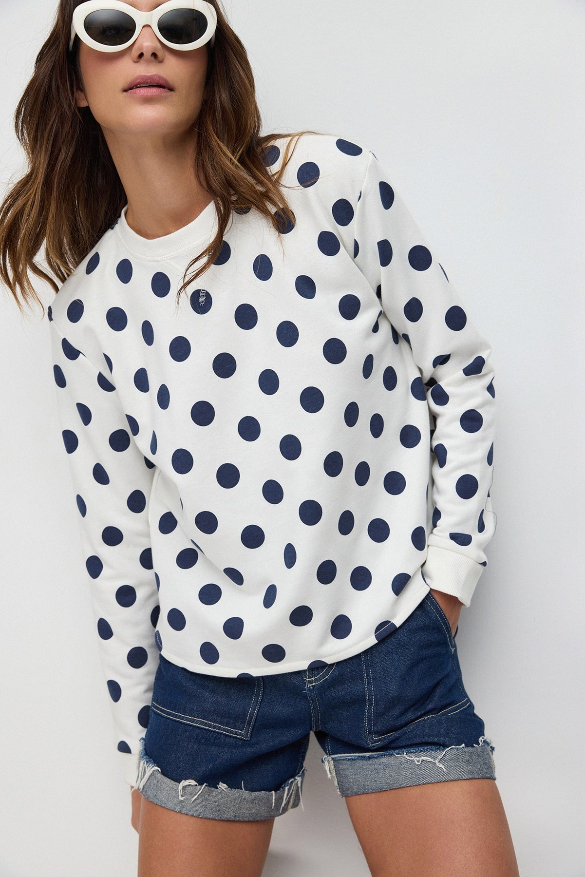 Sweatshirt mit Rundhalsausschnitt und Polka-Dots
