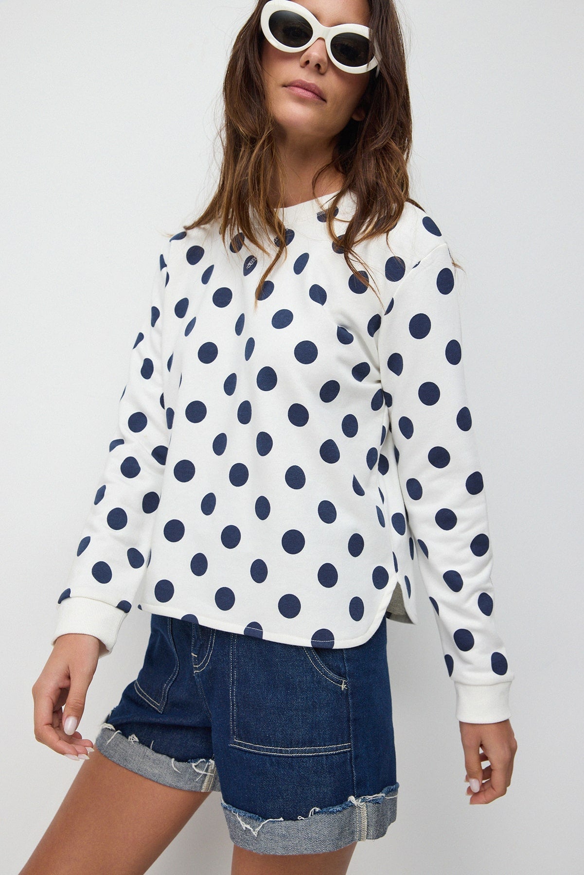 Sweatshirt mit Rundhalsausschnitt und Polka-Dots