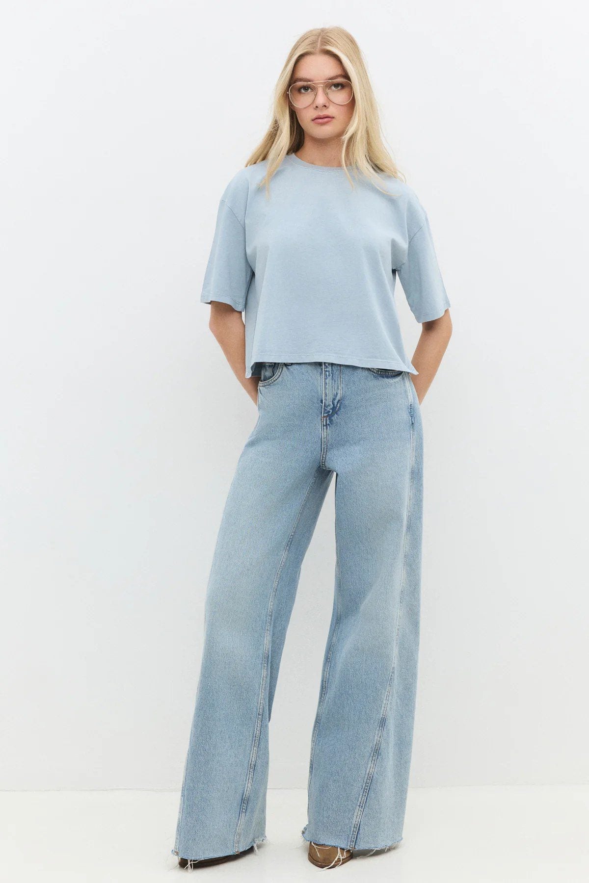 Basic-T-Shirt mit Rundhalsausschnitt und lockerer Passform