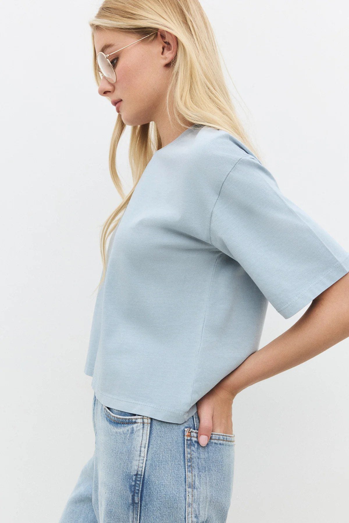 Basic-T-Shirt mit Rundhalsausschnitt und lockerer Passform