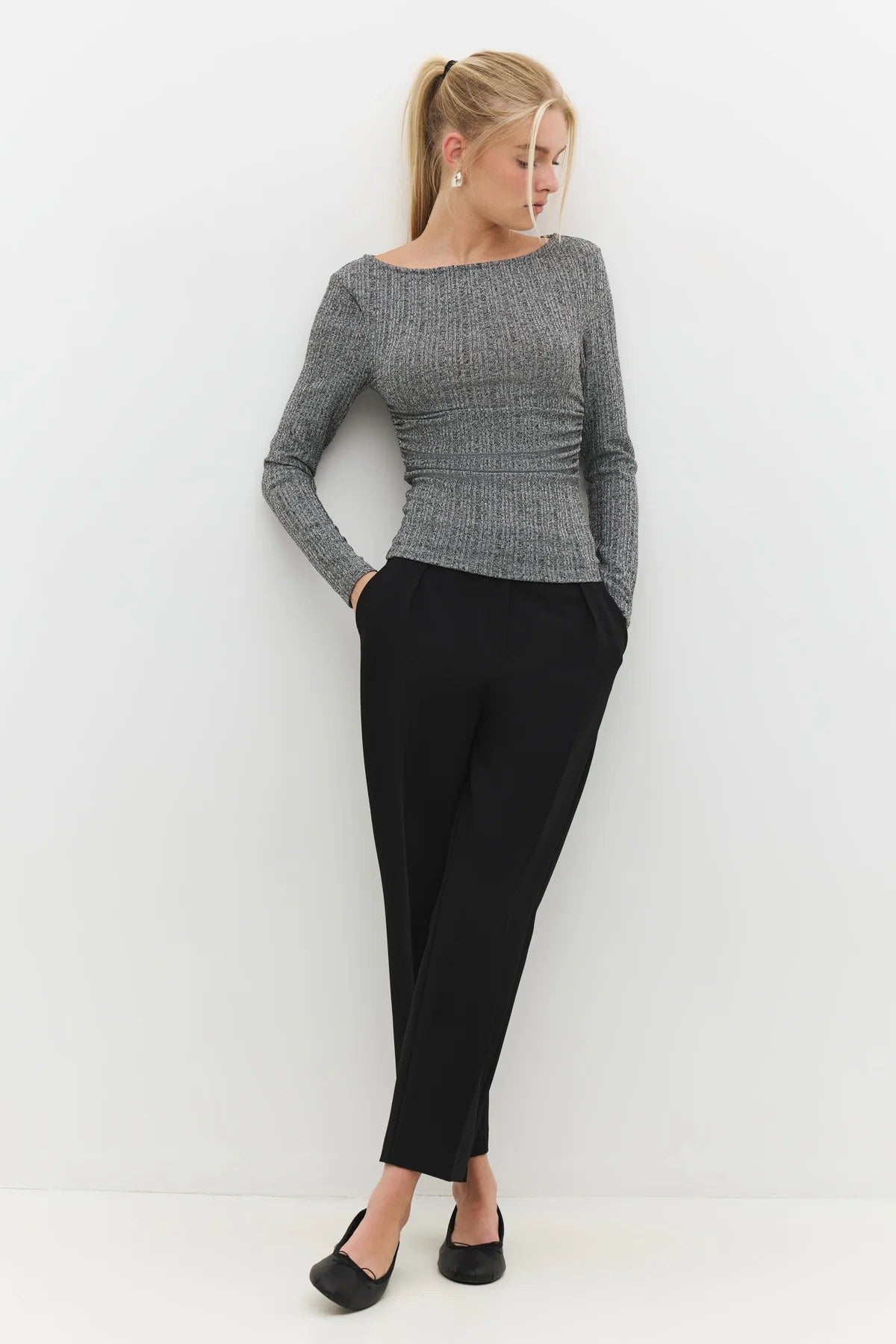 Bluse mit Rundhalsausschnitt und langen Ärmeln