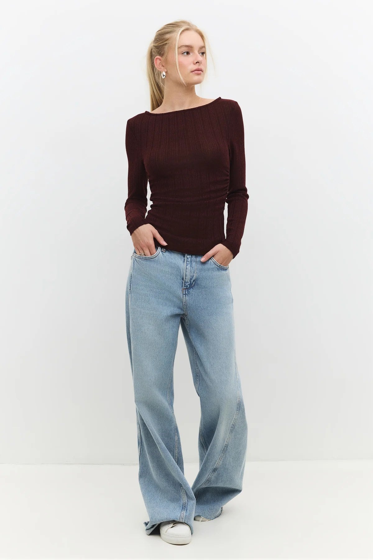 Bluse mit Rundhalsausschnitt und langen Ärmeln