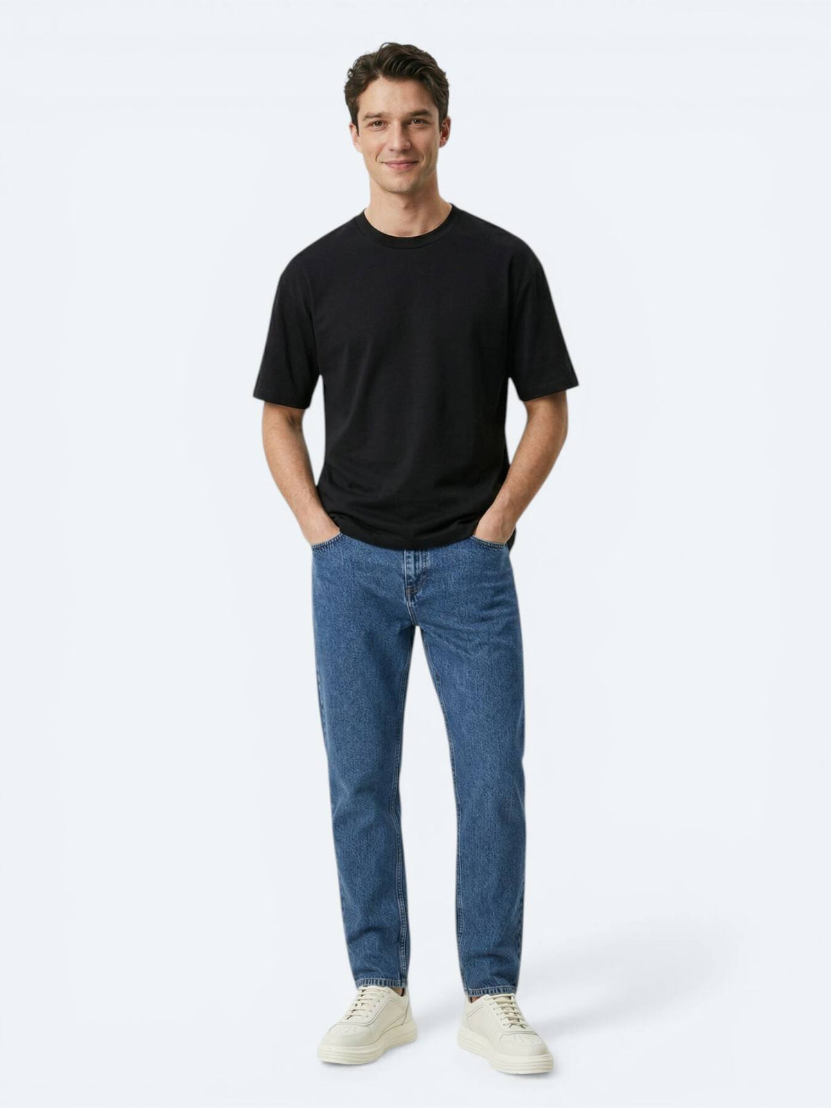 Schwarzes schlichtes 100% Baumwoll-T-Shirt