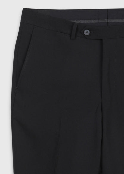 Schwarzer moderner Tuxedo mit Schalkragen