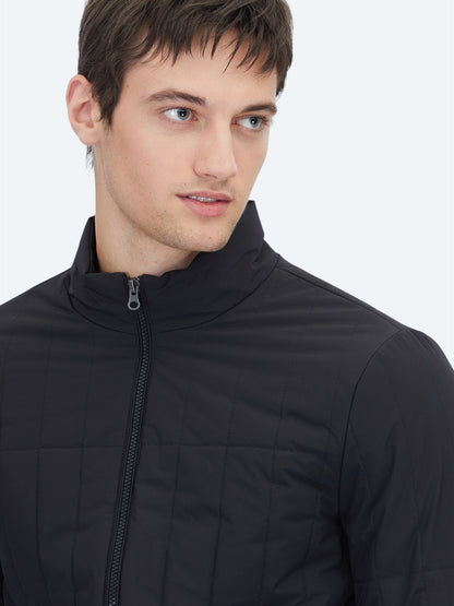 Schwarzer Regular Fit Rollkragen Casual Mantel
