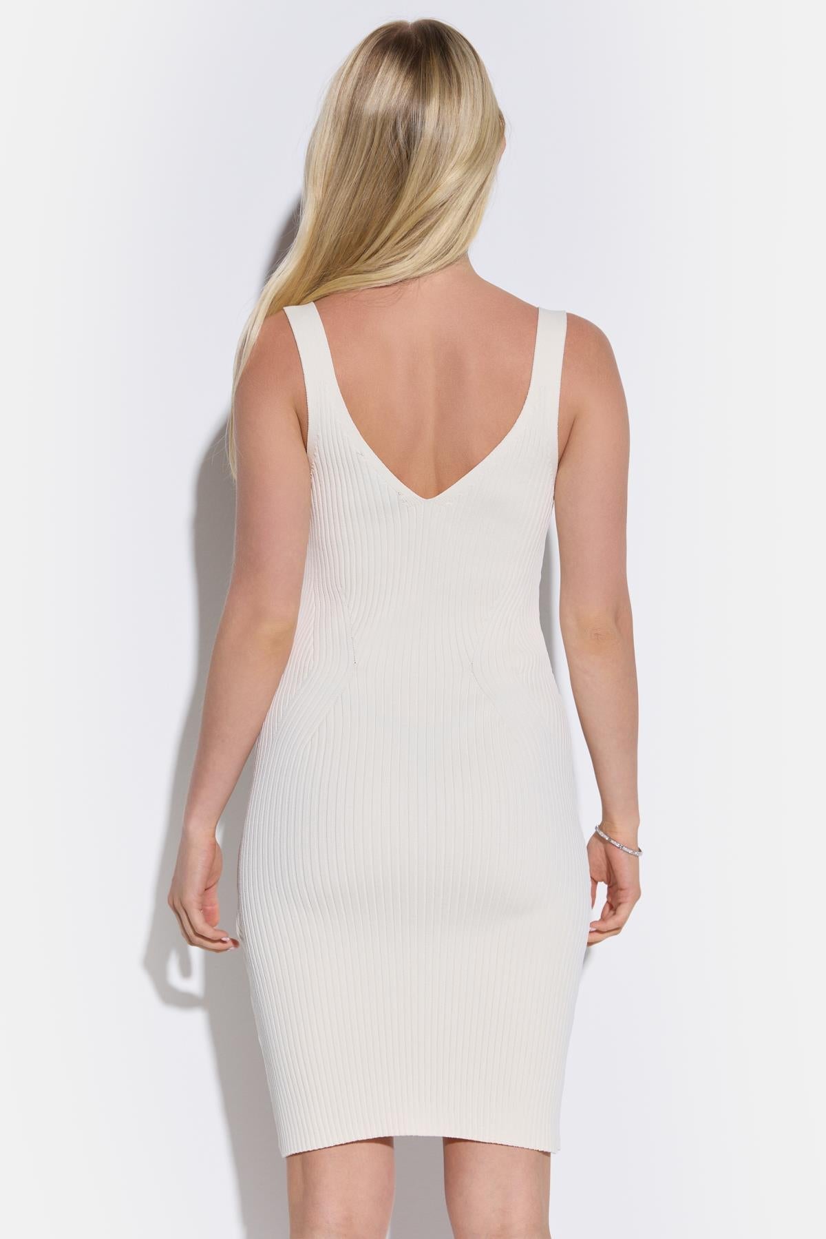 Figurbetontes Minikleid