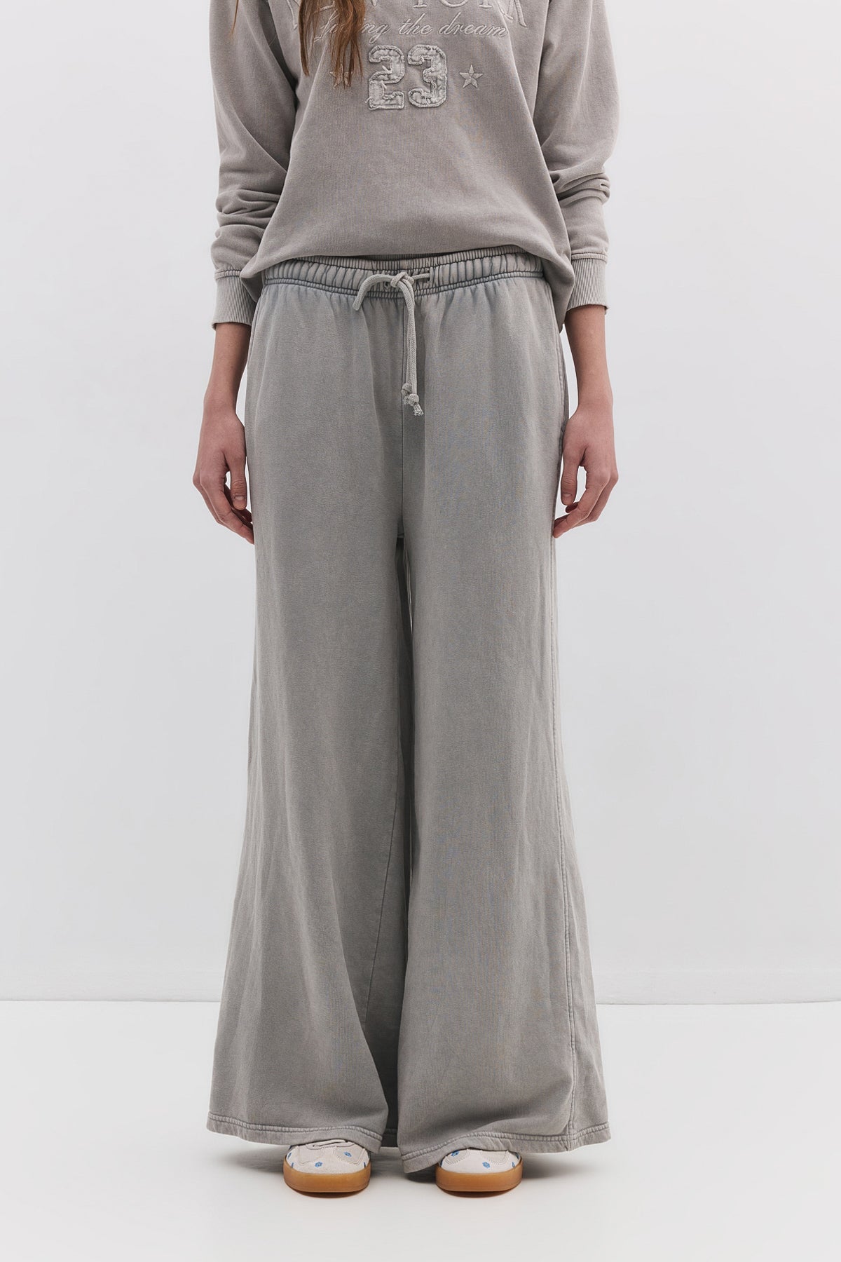 Weite Jogginghose mit Taschen