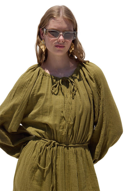 Braunes Muslin-Kleid mit Bindung