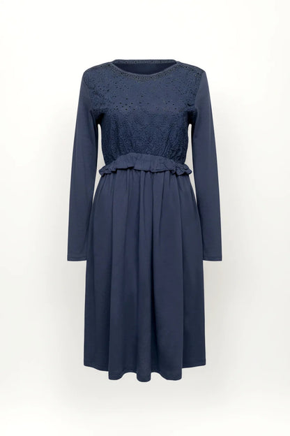 Besticktes Langarmkleid mit Taillengürtel