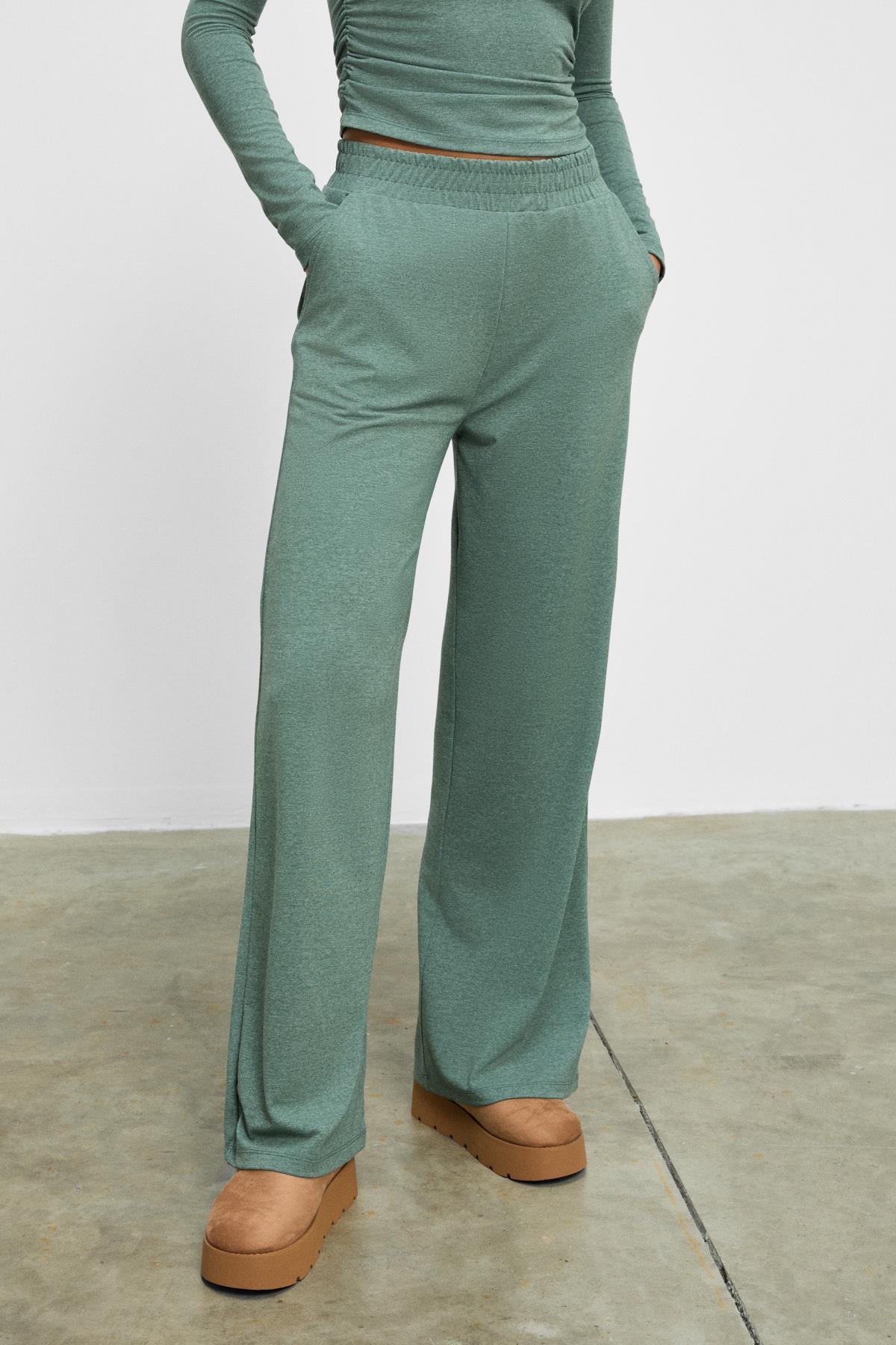 BRUNHILDA Damen Rundhals Loungeset