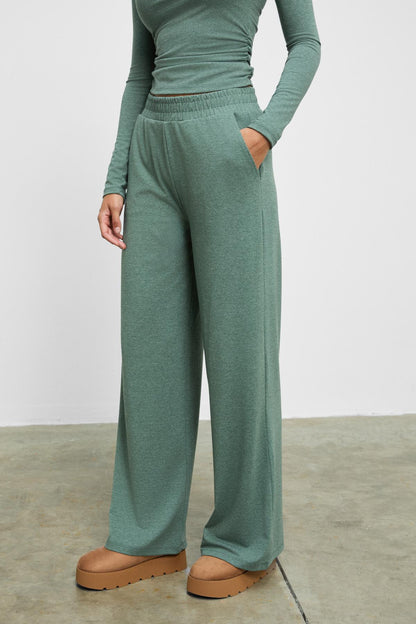 BRUNHILDA Damen Rundhals Loungeset