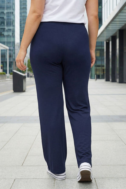 Plus-Size-Hose mit elastischem Bund, weitem Bein und lockerer Passform