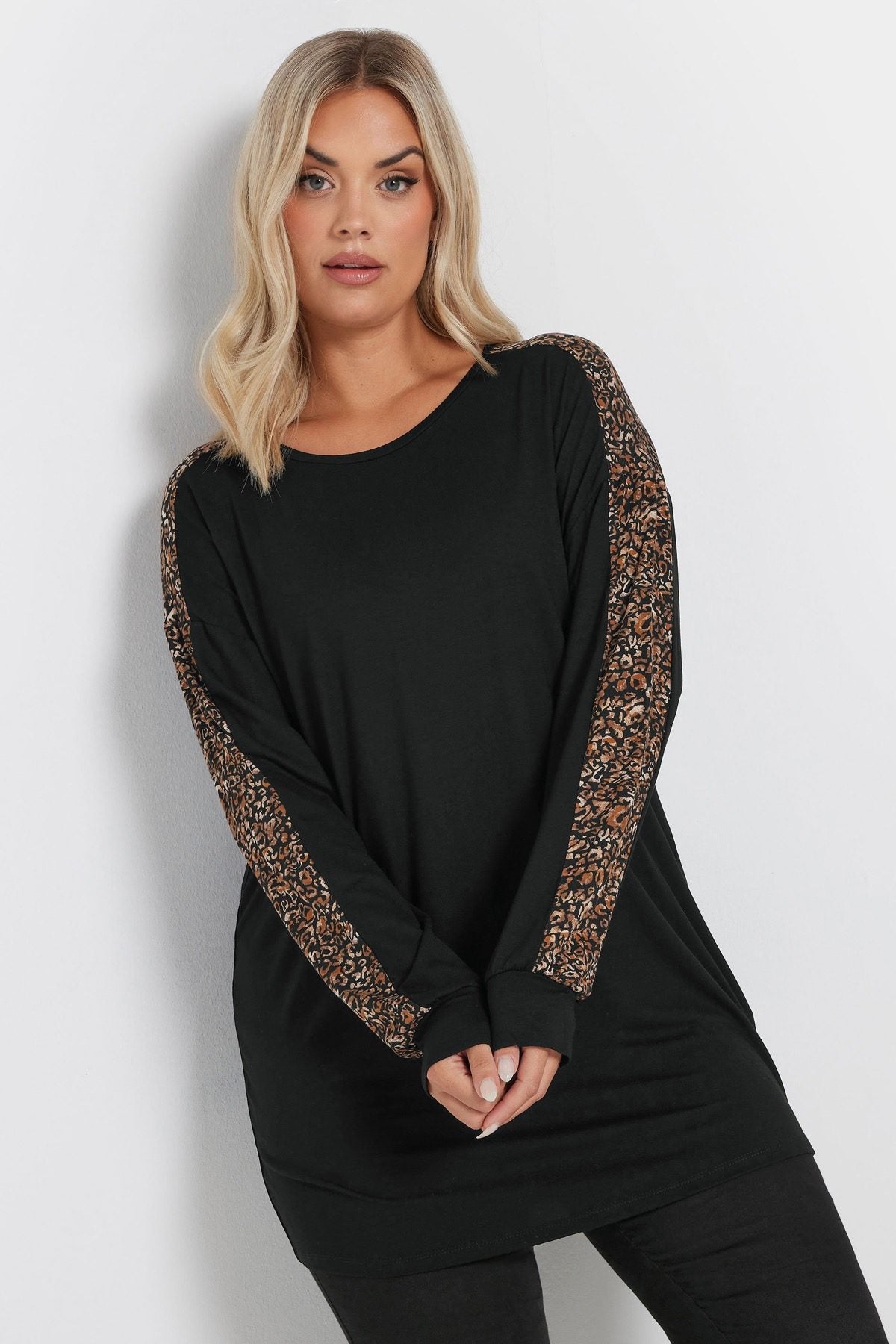 Plus Size Rundhals-Langarm-T-Shirt mit Leopardenmuster