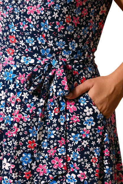 Plus Size Wickelkleid mit Taschen