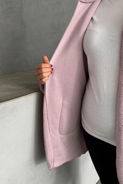 Plüschjacke in Übergröße mit langen Ärmeln, Kapuze, offener Vorderseite und Taschen