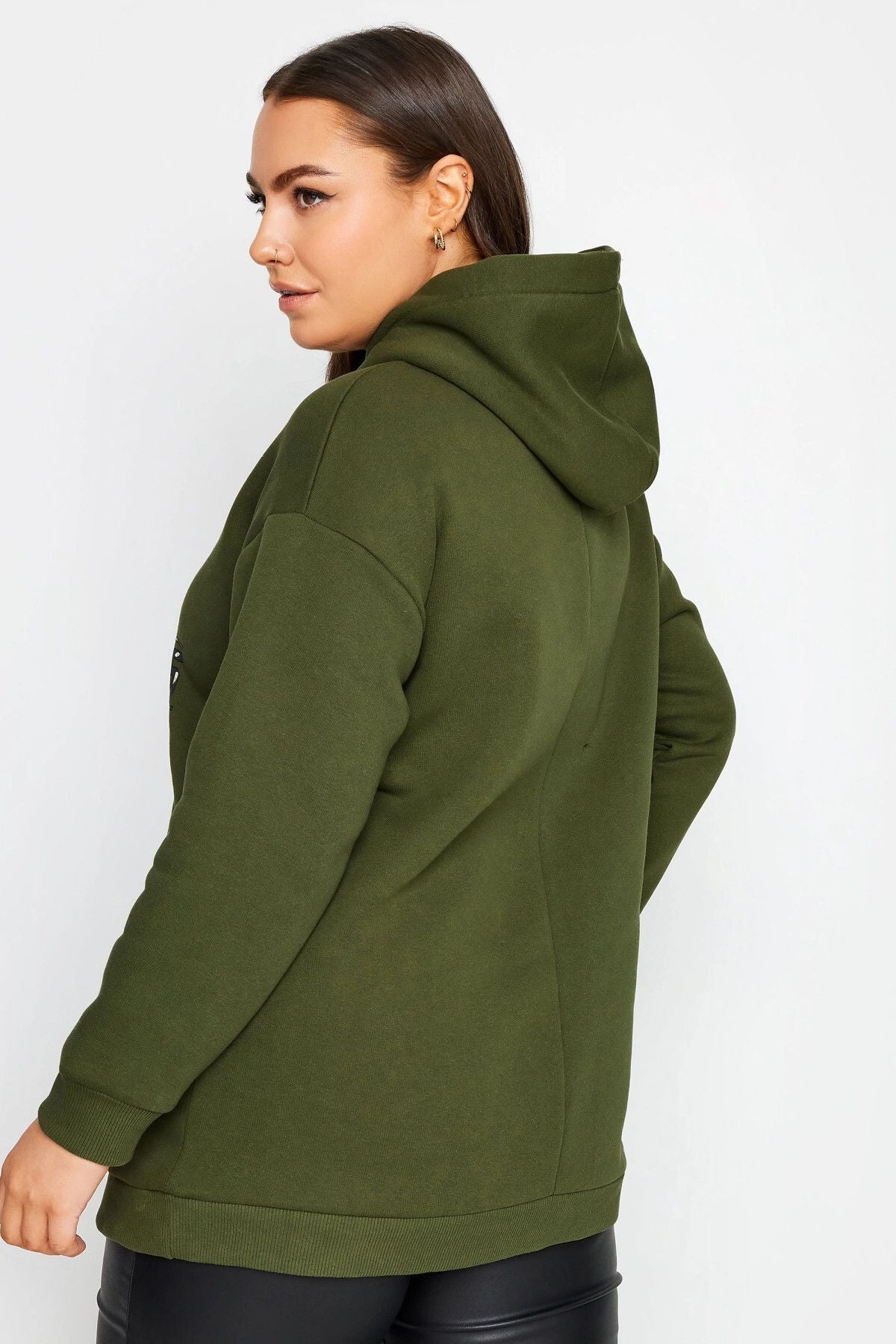 Kapuzenpullover in Übergröße mit langen Ärmeln und Frontprint