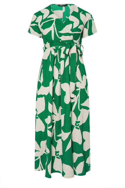 Plus Size Kleid aus geblümtem Crinkle-Stoff mit V-Ausschnitt