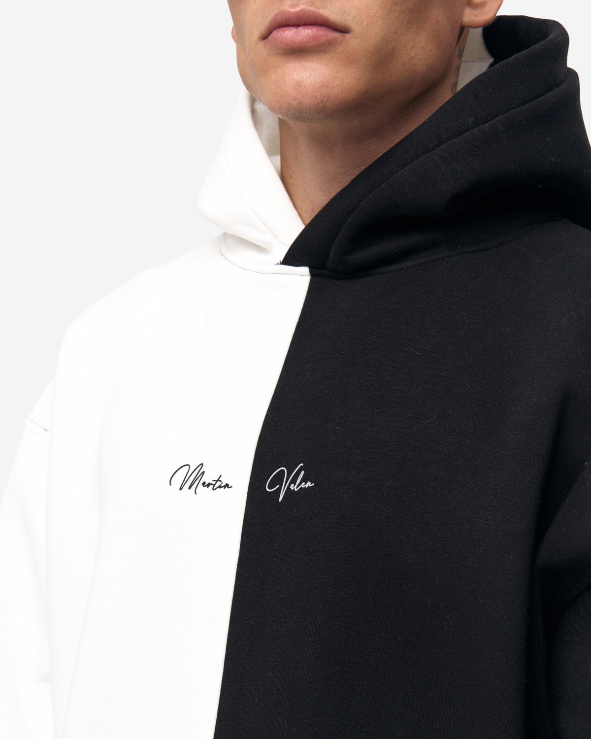 Großer Zweiton Weiß und Schwarz Kapuzenpullover