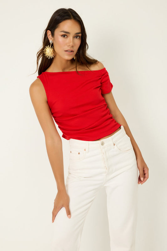 Bluse mit asymmetrischem Ausschnitt