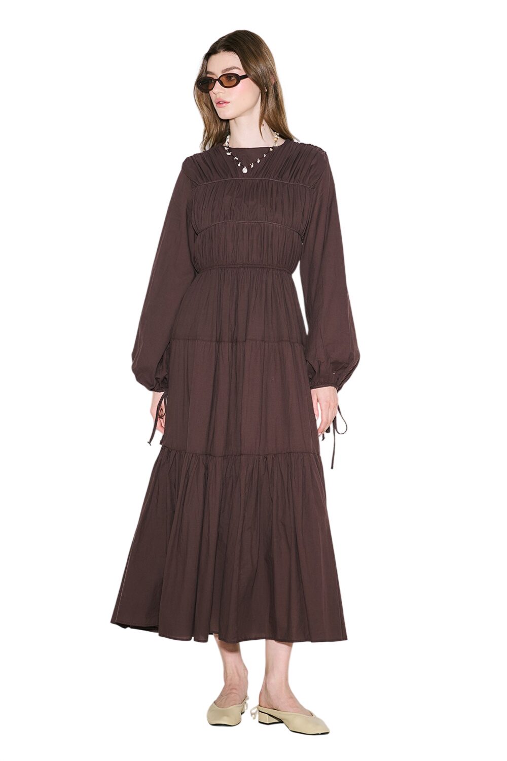 Manuka SCHWARZES LANGÄRMLIGES KLEID MIT GERÜSTUNG. Kahverengi