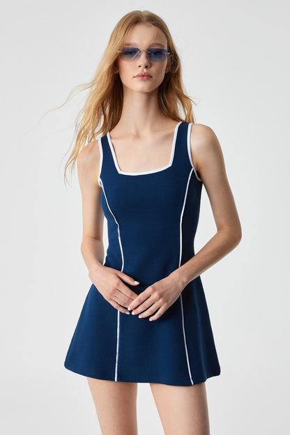 Damen ärmelloses Kleid U-Ausschnitt