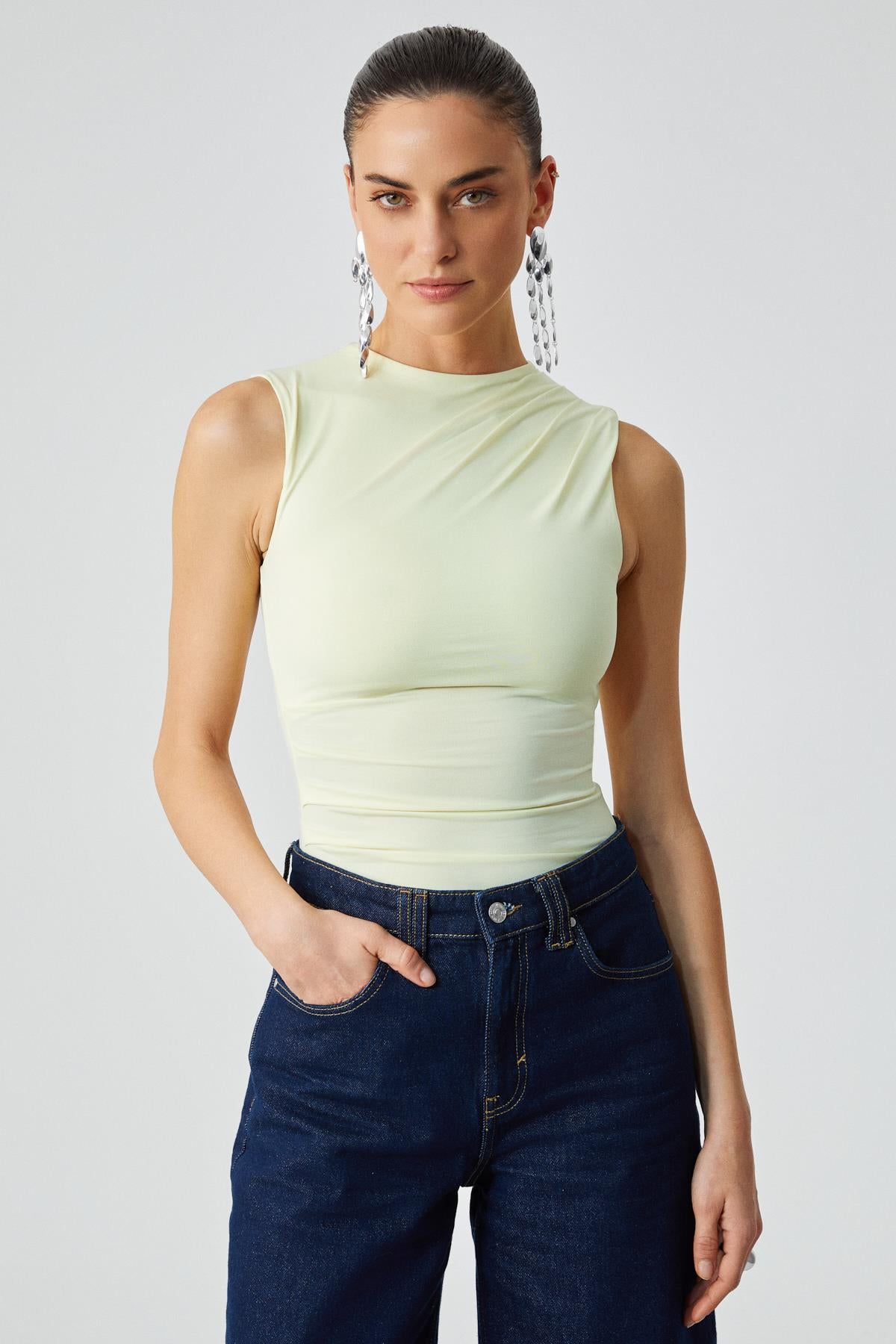 ETHIQUET Damen Slim Fit Rundhals Weste Gelb