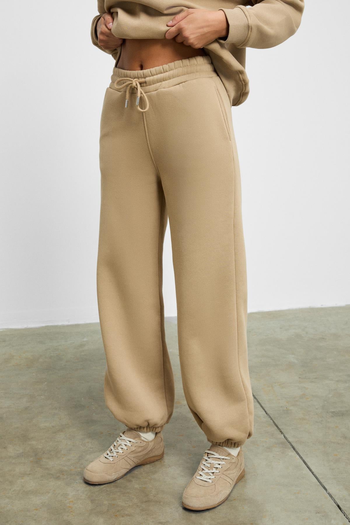 ETHIQUET CARICA Damen Fleece Trainingsanzug Beige