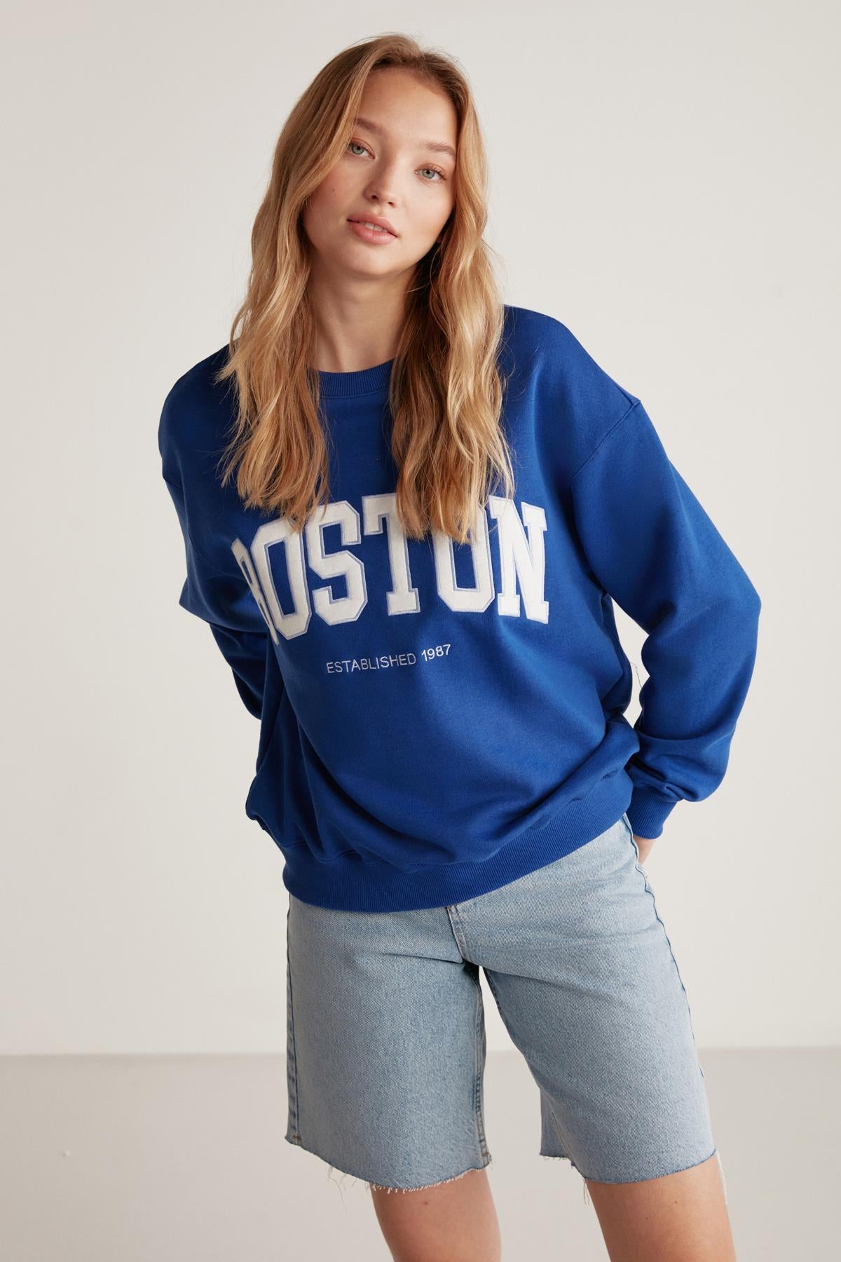 CAROLA Oversize Sweatshirt
