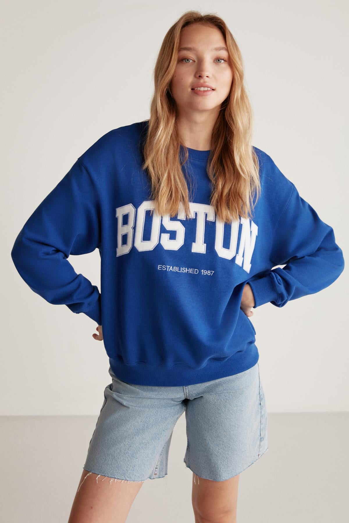ETHIQUET CAROLA Oversize Sweatshirt Marineblau