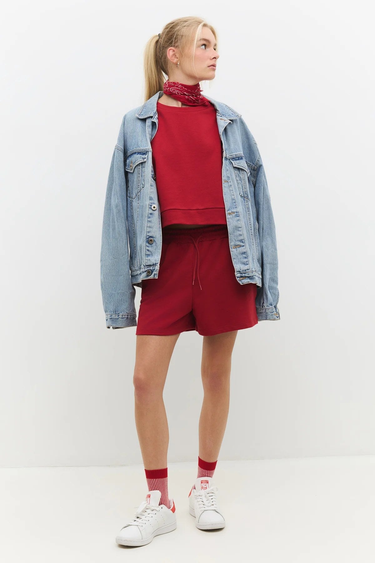 Shorts mit Taschen und elastischem Bund