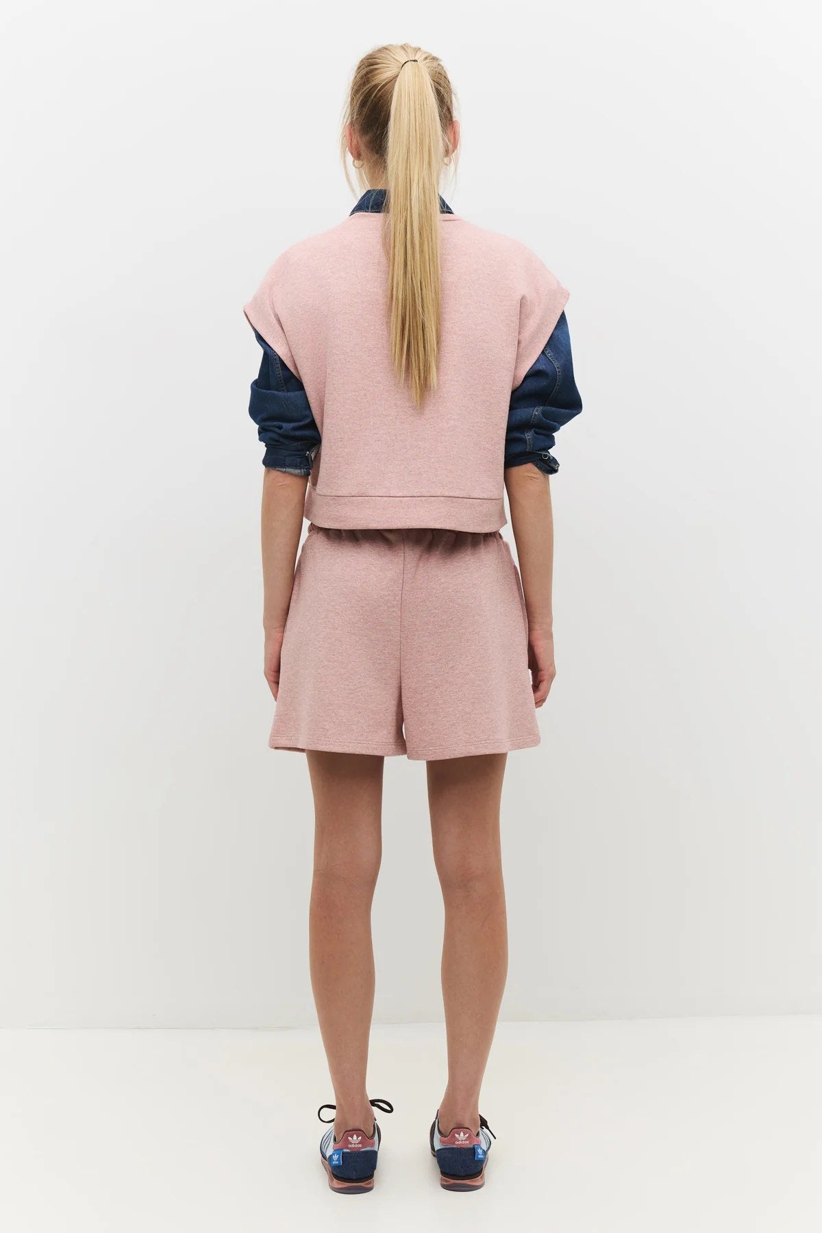 Shorts mit Taschen und elastischem Bund