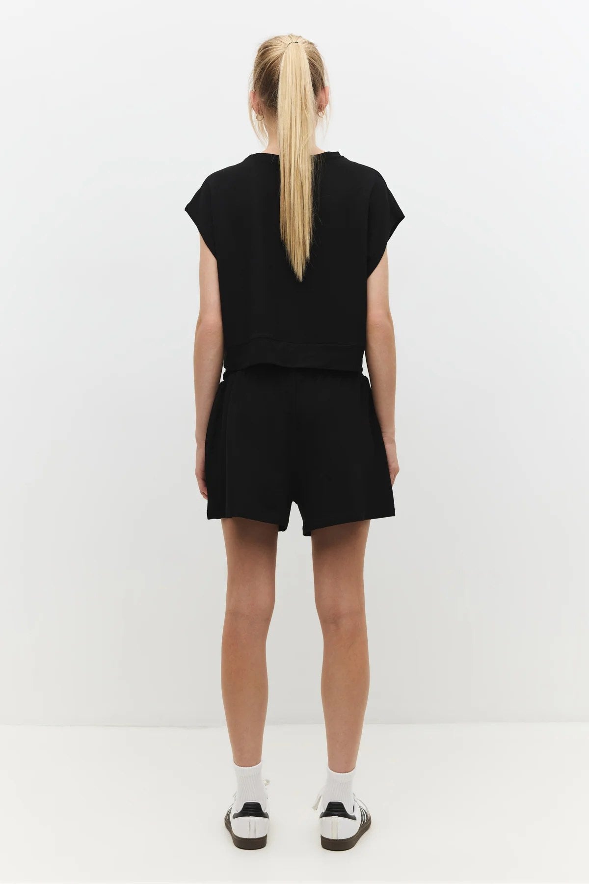 Shorts mit Taschen und elastischem Bund