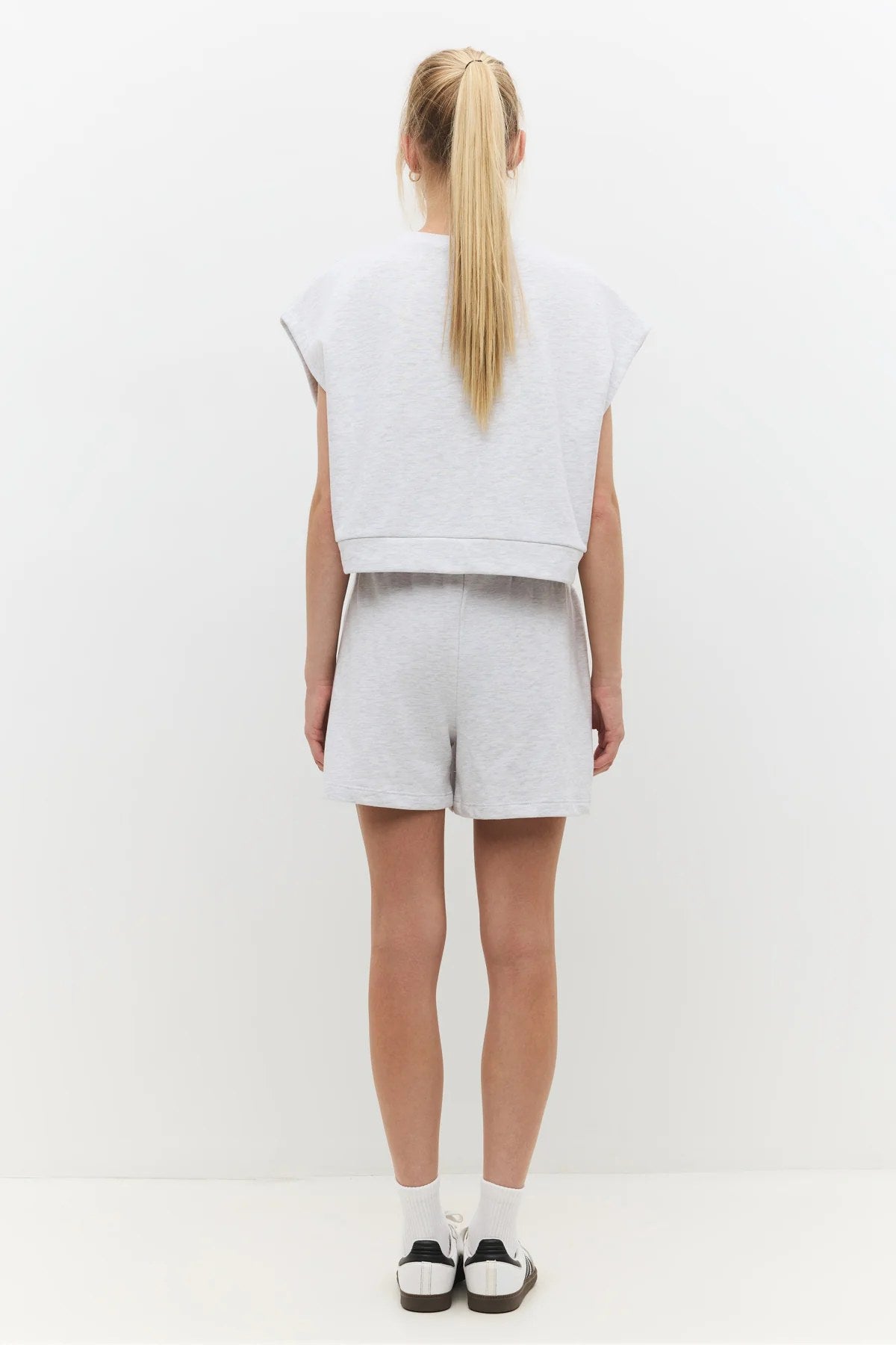 Shorts mit Taschen und elastischem Bund