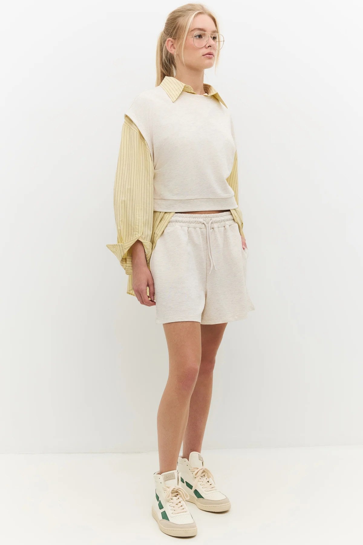 Shorts mit Taschen und elastischem Bund