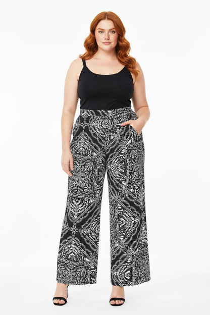 Weit geschnittene Hose mit Taschen