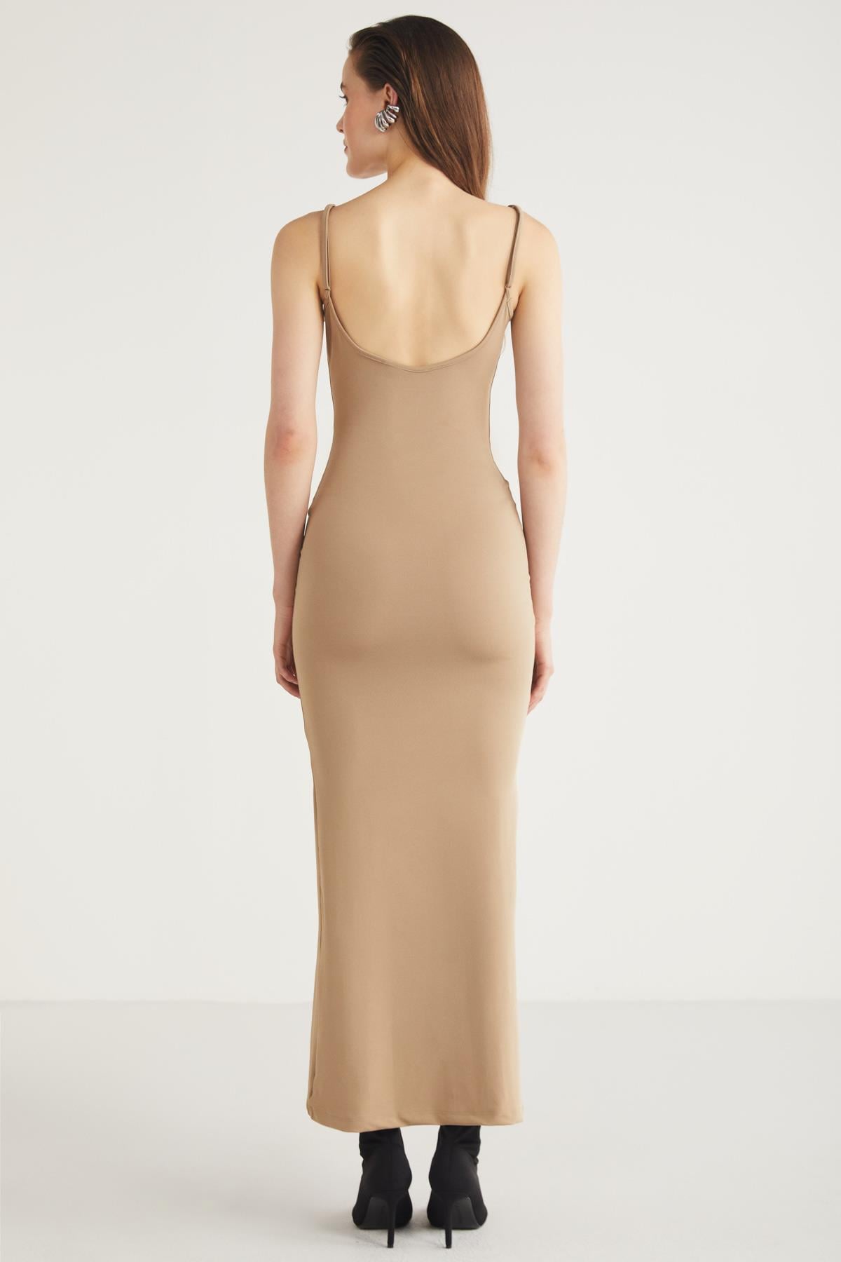 Chasity Damen Satin Maxikleid