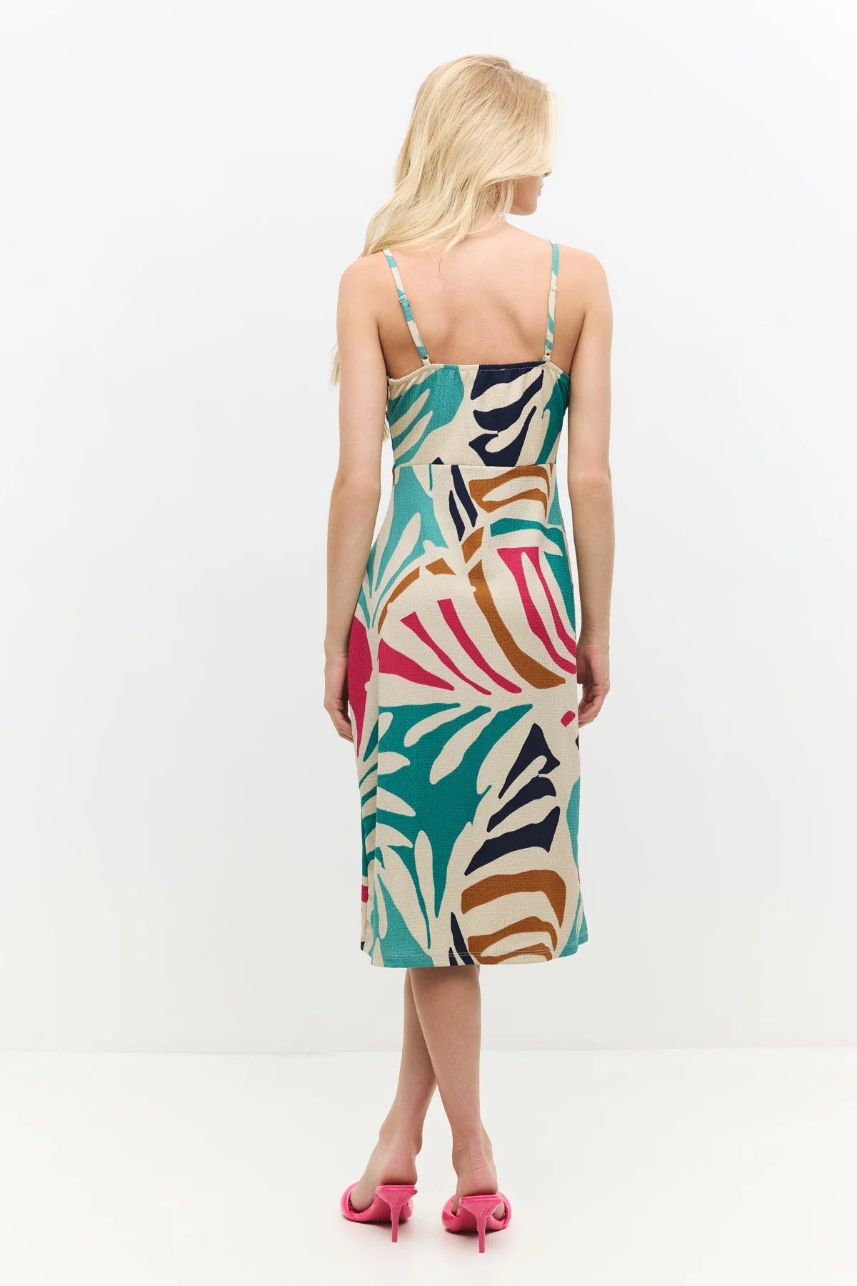 Minikleid mit Blumenmuster und Schlitz