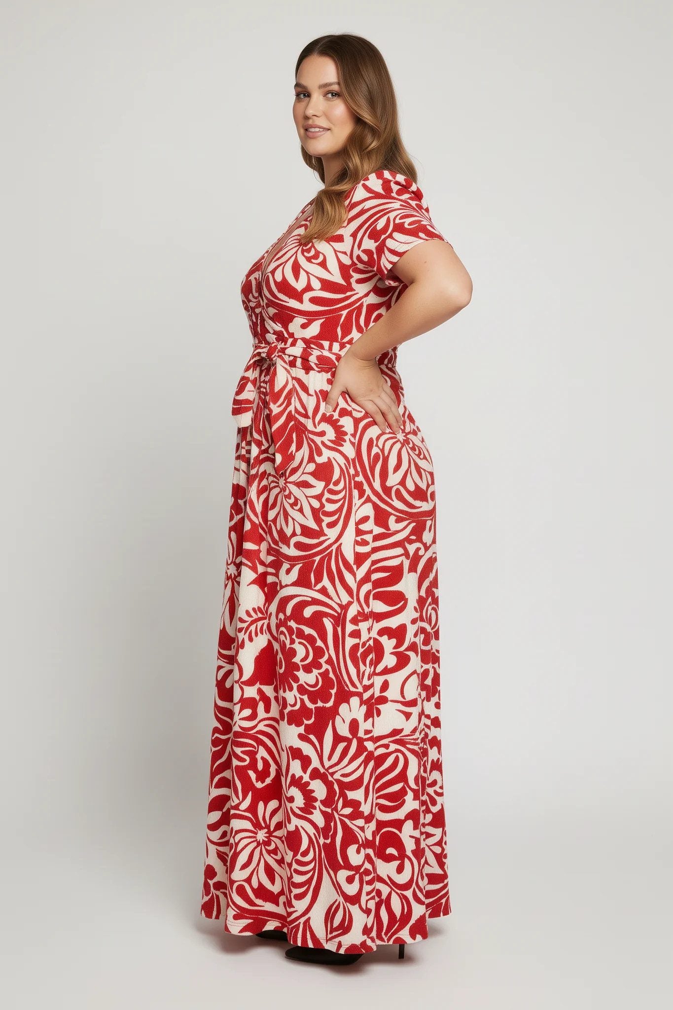 Wickelkleid mit Blumenmuster und Struktur
