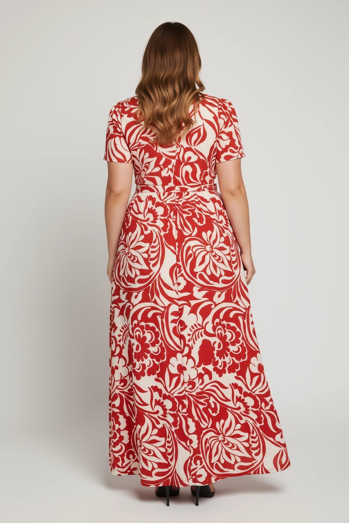 Wickelkleid mit Blumenmuster und Struktur