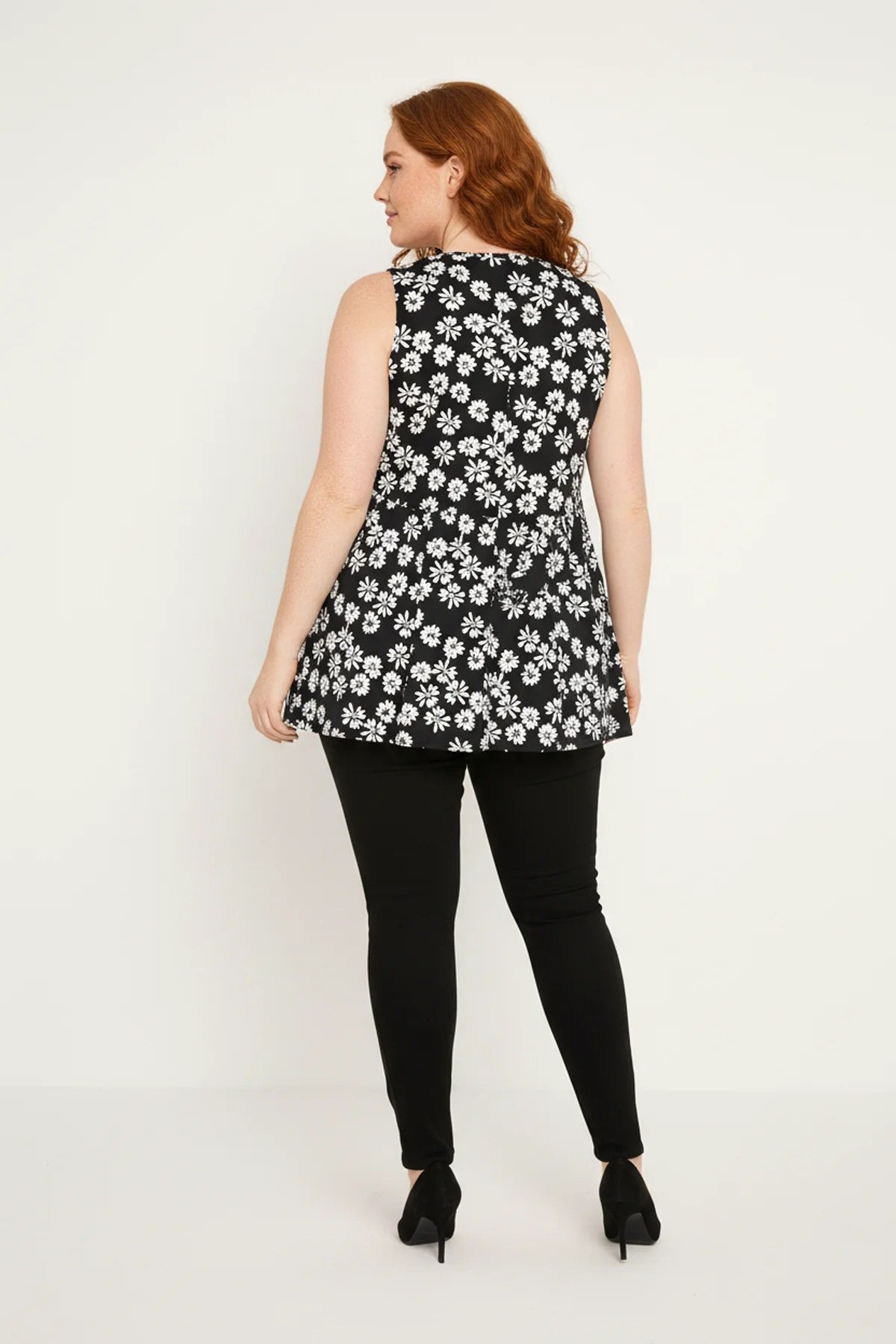 Ärmellose Bluse mit Blumenmuster