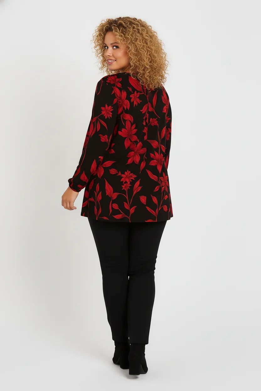 Bluse mit Blumenmuster und Falten