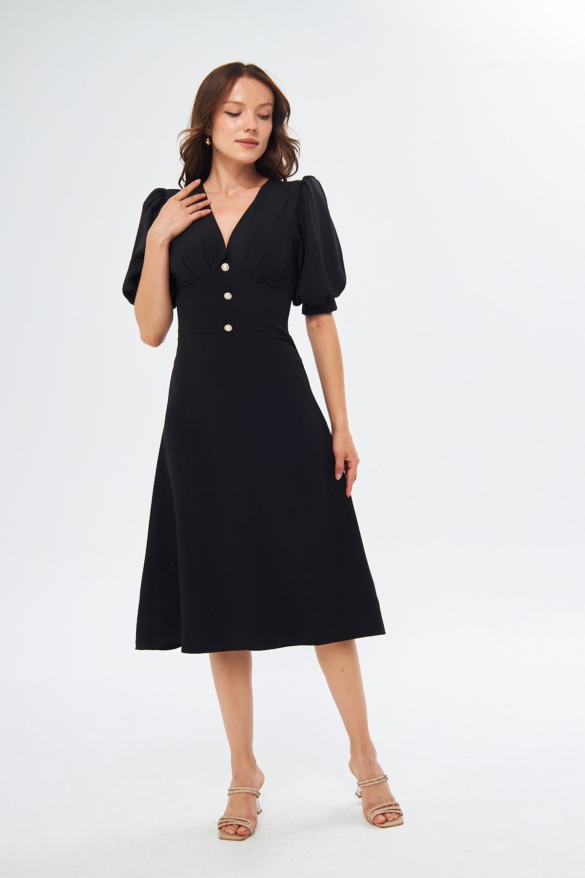 Midikleid mit Blumenmuster und V-Ausschnitt