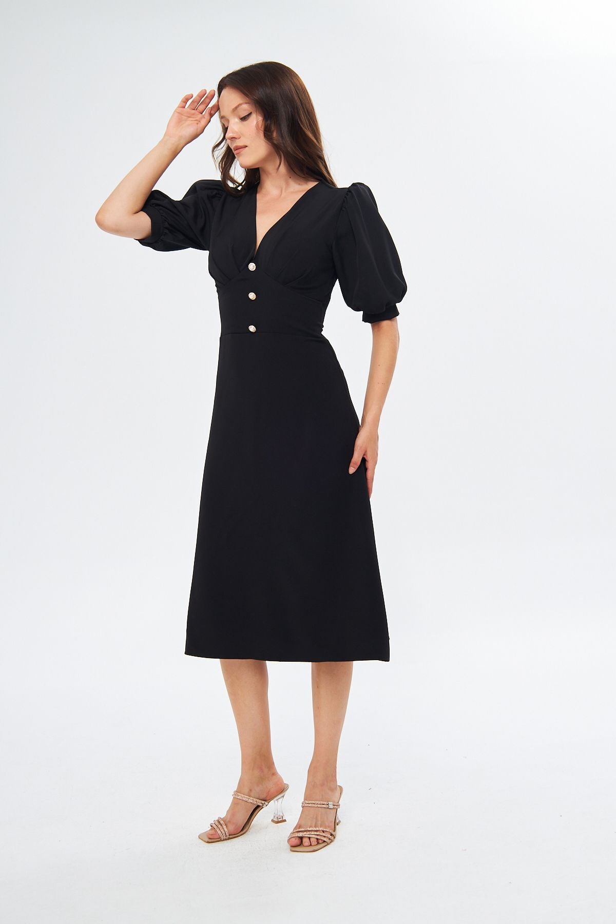 Midikleid mit Blumenmuster und V-Ausschnitt