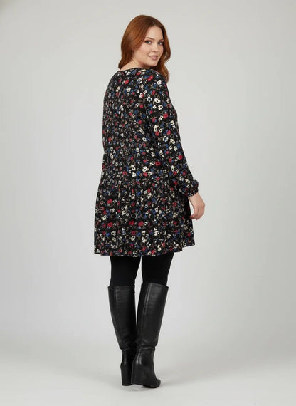 Kleid mit Blumenmuster