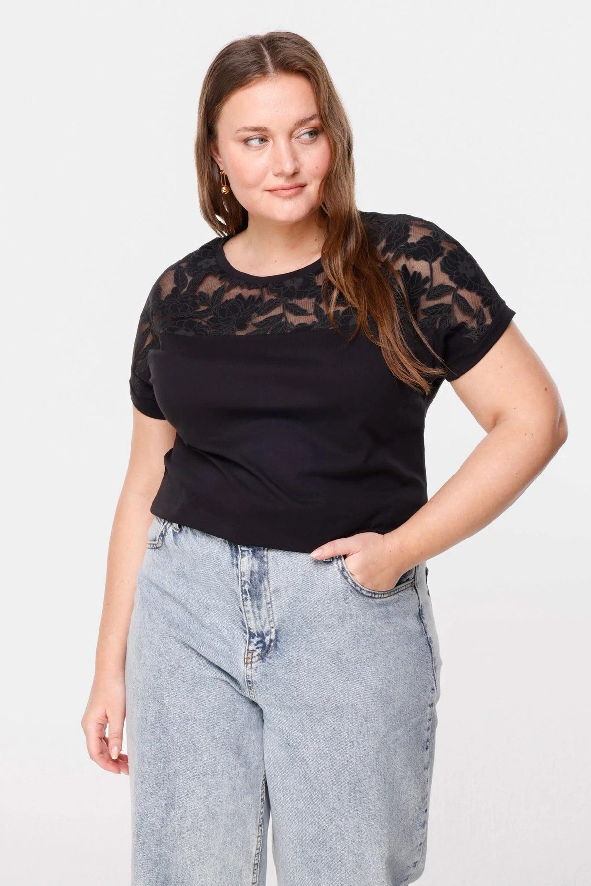T-Shirt mit Tülldetails