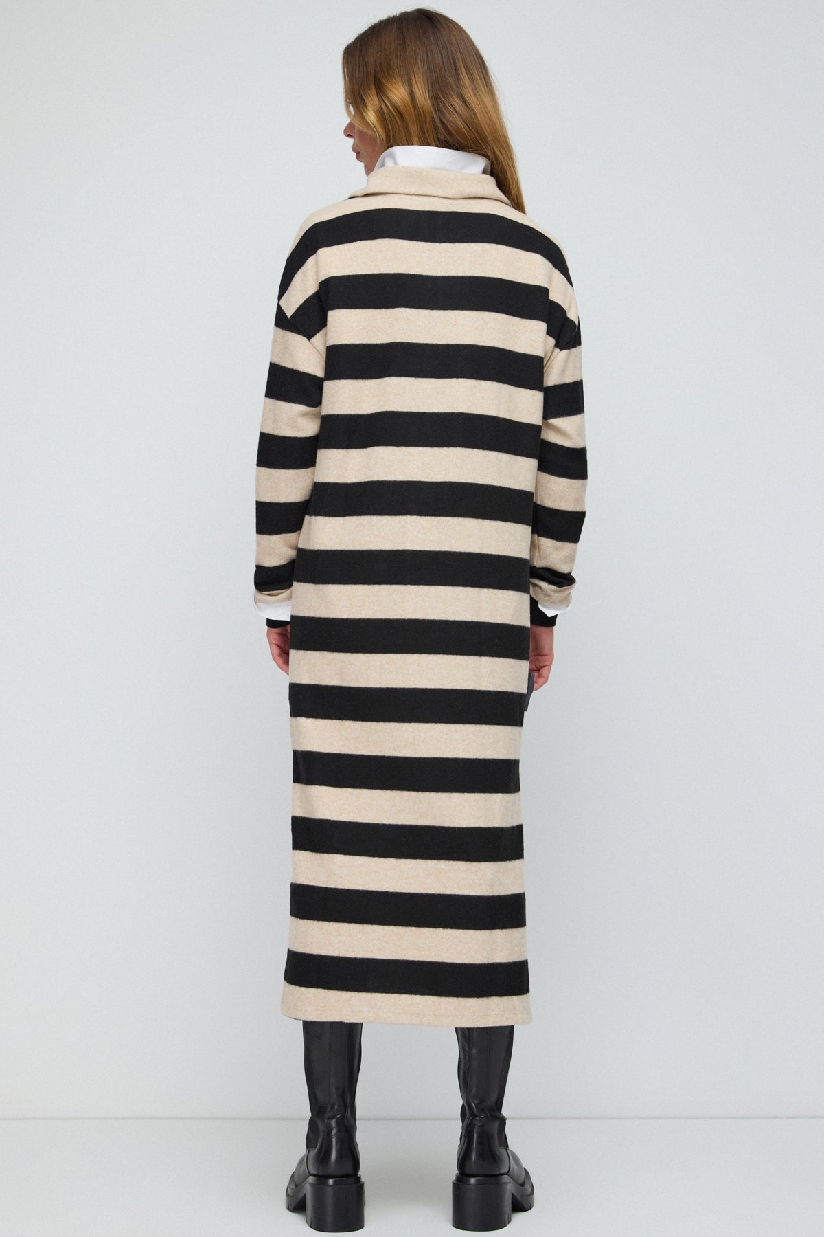 Gestreiftes Oversize-Kleid