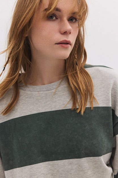 Gestreiftes Crop-Sweatshirt