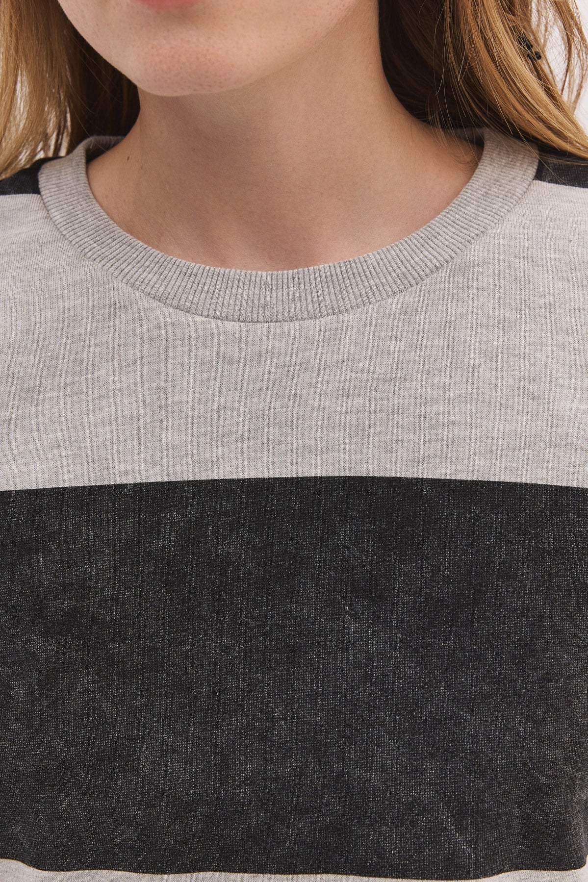 Gestreiftes Crop-Sweatshirt