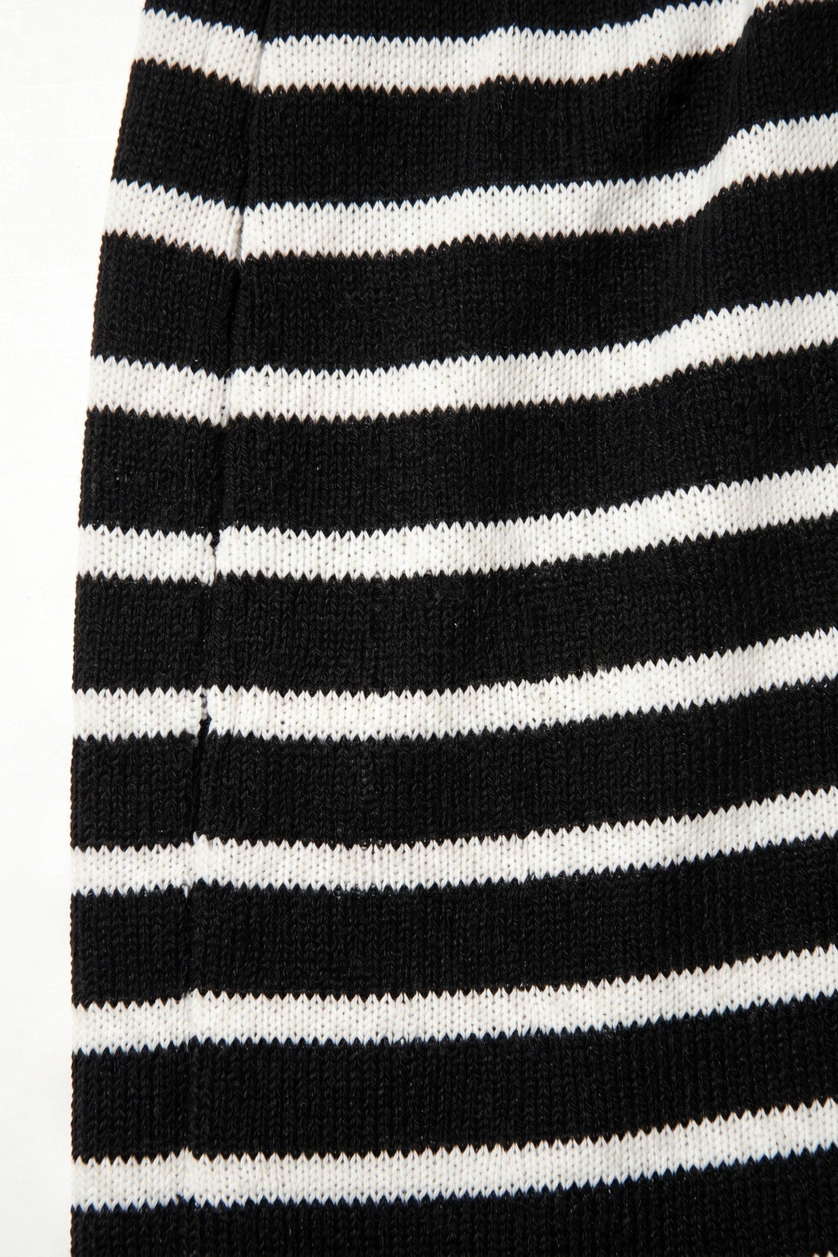 Gestreifte Textur-Shorts mit Bindegürtel